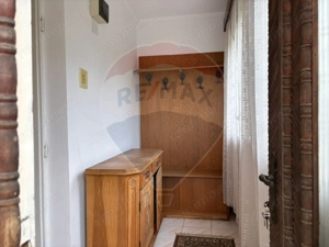 Casă / Vilă cu 5 camere de vânzare în Aleșd zona Ultracentral - imagine 9