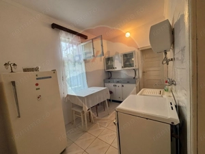 Casă / Vilă cu 5 camere de vânzare în Aleșd zona Ultracentral - imagine 15