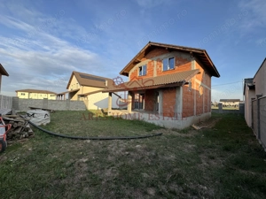 Casa individuala P+M Giroc. Strada linistita doar de case. Comsion 0 - imagine 3
