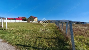 Teren 800 mp - Unirea