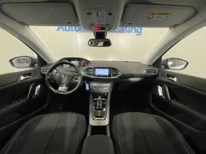 Peugeot 308 - imagine 7