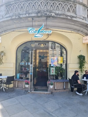 Cafenea centru, cautam coleg Barista