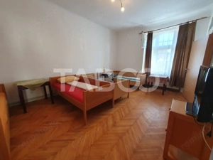 Casa de inchiriat zona Centrala 6 camere se inchiriaza si la muncitori - imagine 3