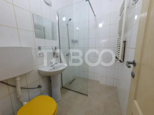 Casa de inchiriat zona Centrala 6 camere se inchiriaza si la muncitori - imagine 10