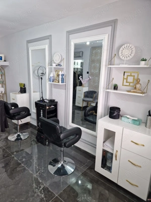 Inchiriez spatiu frizerie coafor cosmetica