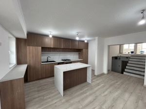 De vanzare apartament Samantha Urcator zona Polivalenta