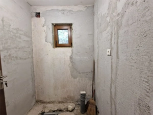 Resita Casa cu Teren privat 4670 Mp. - imagine 6