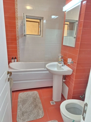 Inchiriere apartament 3 camere   Faleza  vedere Dunare - imagine 8