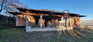 Casă modernă, teren generos – Păunești, județul Vrancea - imagine 4