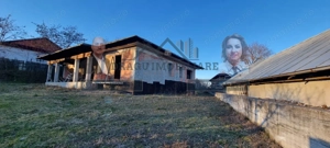 Casă modernă, teren generos – Păunești, județul Vrancea - imagine 3