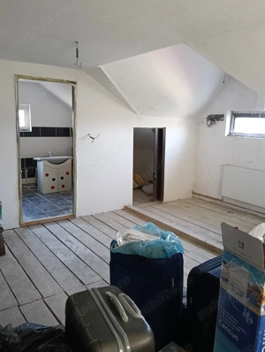 Vând casă Str fulger  - imagine 3