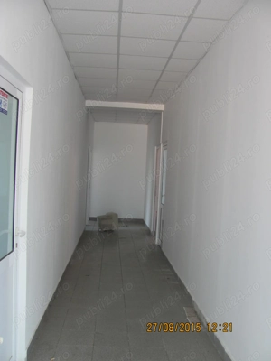 Cladire centrala pretabila clinica, showroom, birouri, servicii, etc. - imagine 8