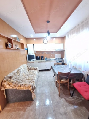 De vanzare - Casa cu 4 camere in zona  Spitalului Militar - imagine 4