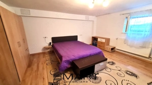 Apartament 2 camere la demisolul unei case,  zona Sub Arini