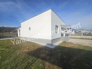 Casă de vânzare în Curtea de Argeș. - imagine 15