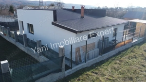 Casă de vânzare în Curtea de Argeș. - imagine 7