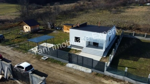 Casă de vânzare în Curtea de Argeș. - imagine 12