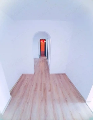 APARTAMENT 3 CAMERE RENOVAT, FINISAT, LIBER PENTRU MUTAT