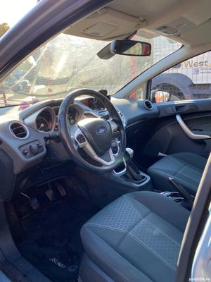 Ford Fiesta 2009   1.6 TDCi, 90 CP, Titanium Diesel - imagine 3