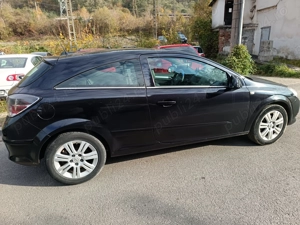 Opel ASTRA H GTC Panoramic din 2011. În stare foarte bună. Preț 2950 euro negociabil.
