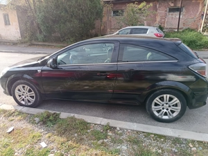 Opel ASTRA H GTC Panoramic din 2011. În stare foarte bună. Preț 2950 euro negociabil. - imagine 7