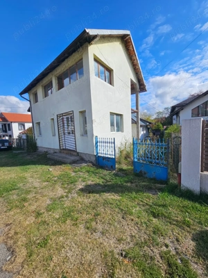 Doua case in aceeasi curte, Calimanesti - imagine 2 Doua case in aceeasi curte, Calimanesti - imagine 2