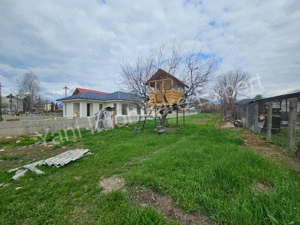 Casă de vânzare în Curtea de Argeș. - imagine 15