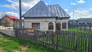 Casă de vânzare în Curtea de Argeș. - imagine 13