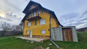 Casă de vânzare în comuna Băiculești, județ Argeș. - imagine 11