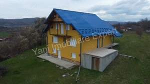 Casă de vânzare în comuna Băiculești, județ Argeș.