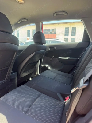 Hyundai I30 1.6 Diesel, An 2012 - imagine 8 Hyundai I30 1.6 Diesel, An 2012 - imagine 8