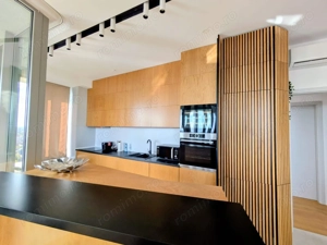 Penthouse - Zona centrala - 2 locuri de parcare - Boxa - Comision 0% - imagine 9