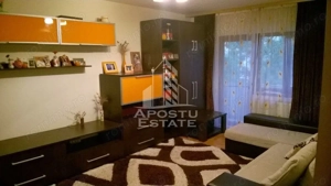 Apartament cu 3 camere la etaj intermediar, zona Bucovina
