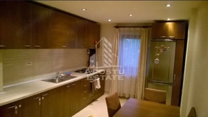 Apartament cu 3 camere la etaj intermediar, zona Bucovina - imagine 3