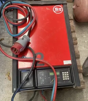 Incarcator baterii tractiune BT 24 v  100 A