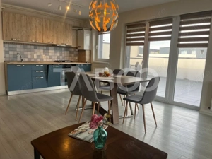 Penthouse de inchiriat cu o terasa de 46mp in zona City Residence