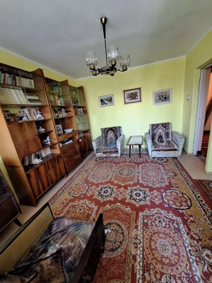 Vanzare 4 camere decomandat Micro 20 - zona restaurant 2 Cocosi