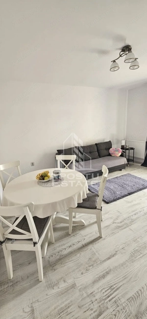Apartament 2 camere, loc de parcare, terasa, Giroc