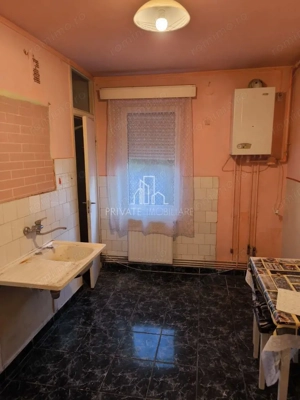 Apartament 2 Camere, Et. 2/4 De Vanzare, Bd. Pandurilor, Tudor - imagine 3