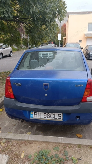Vând mașina Dacia Logan - an.2005,model Laureat