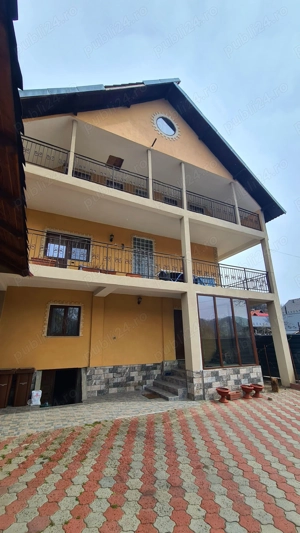 Casă de vânzare în comuna Corbeni, sat Oeștii Pământeni, Județ Argeș. - imagine 15