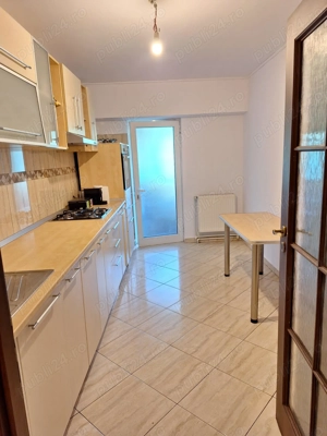 Vanzare apartament 3 camere decomandat Mazepa in spatele clinicii Arestetic - imagine 3