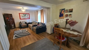 Casă de vânzare în comuna Corbeni, sat Oeștii Pământeni, Județ Argeș. - imagine 7