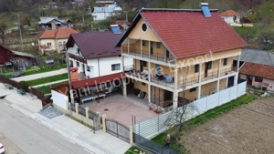 Casă de vânzare în comuna Corbeni, sat Oeștii Pământeni, Județ Argeș.