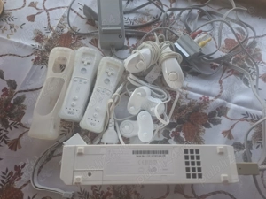 Consola Wii model RVL-001 cu toate accesoriile - imagine 3