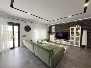 CASA DE LUX - 400.000 Euro - GHIRODA - imagine 5