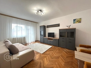 Apartament cu 3 camere, etaj 3, zona 300 Micalaca