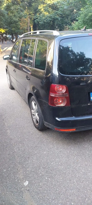 Vând Touran 2l 140cp - imagine 5