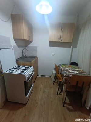 închiriez apartament 3 cam - imagine 4