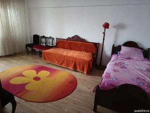 închiriez apartament 3 cam - imagine 6